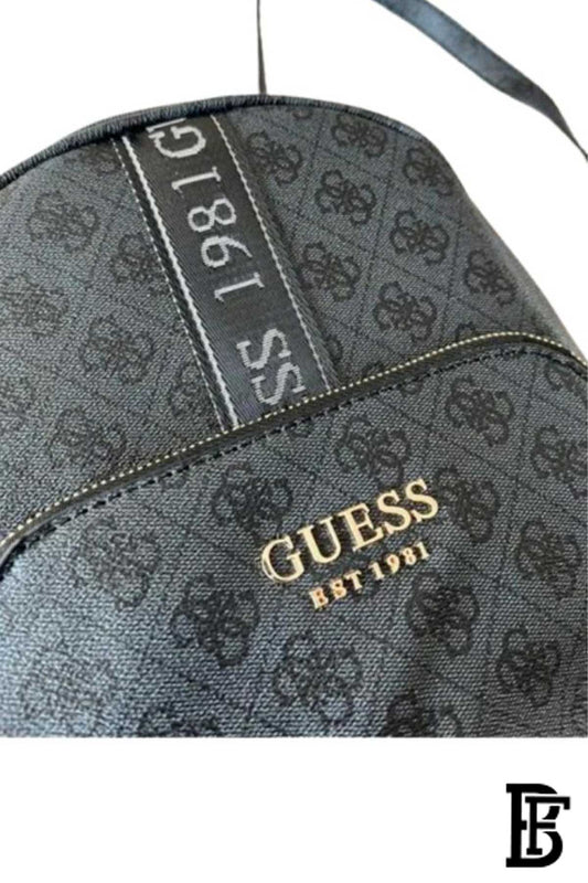 A distinctive Guess bag for women BAG0138 image 1