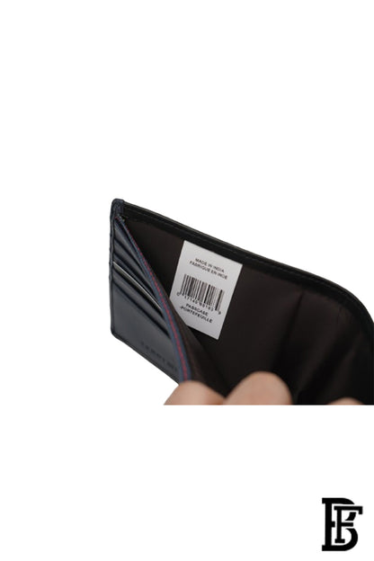 Tommy Hilfiger Wallet  is a one to face solid style covered in light/black leather image 6