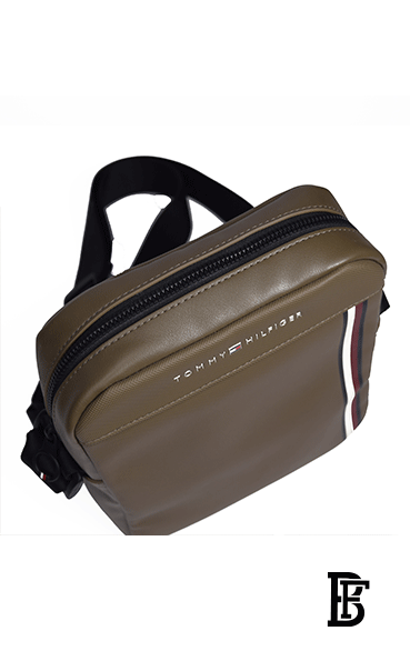 Tommy Hilfiger cross bag image 3