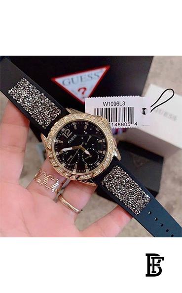 GUESSWomen's Water Resistant Analog Watch W1096L3 image 3