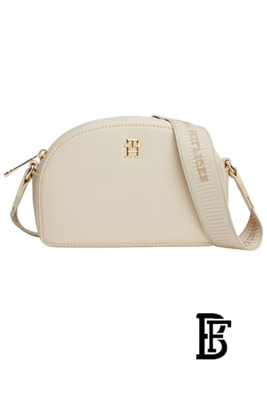 Tommy Hilfiger Beige Leather Women Handbag Aw0Aw16679– Elegant Everyday Shoulder Bag image 1