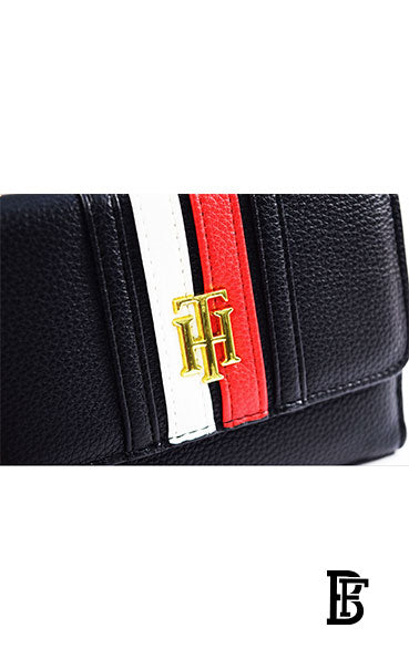 Women Wallet By Tommy Hilfiger thw4 image 3