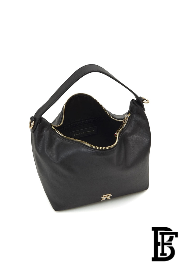 Tommy Hilfiger Black Leather Women Shoulder Bag AW0AW14499 – Elegant Zip Closure Handbag image 4