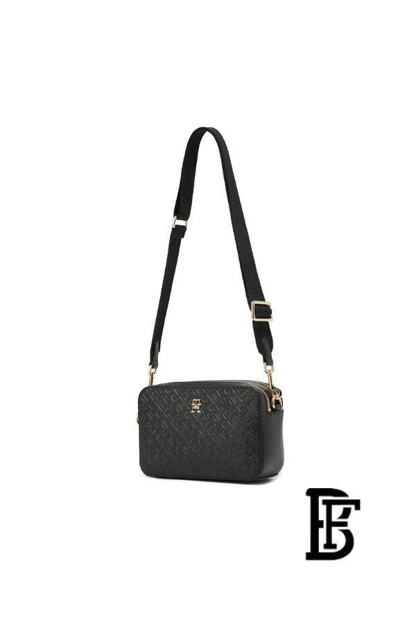 Tommy Hilfiger Black Leather Women Handbag Aw0Aw16470 – Elegant Everyday Shoulder Bag image 5