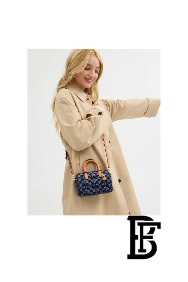 Coach Navy Women Handbag  Cy742 – Elegant Everyday Handbag image 2