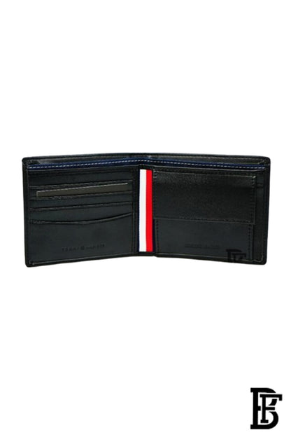 Tommy Hilfiger Wallet is a one to face solid style covered in light/black leather image 4