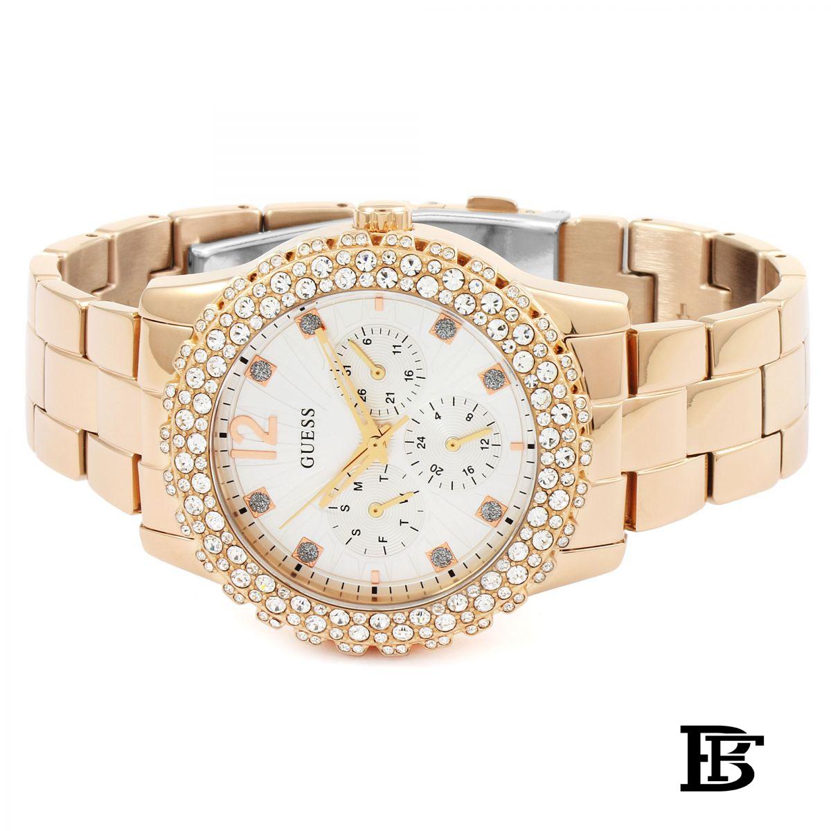 GUESSWomen's Analog Watch W0335L3 image 4