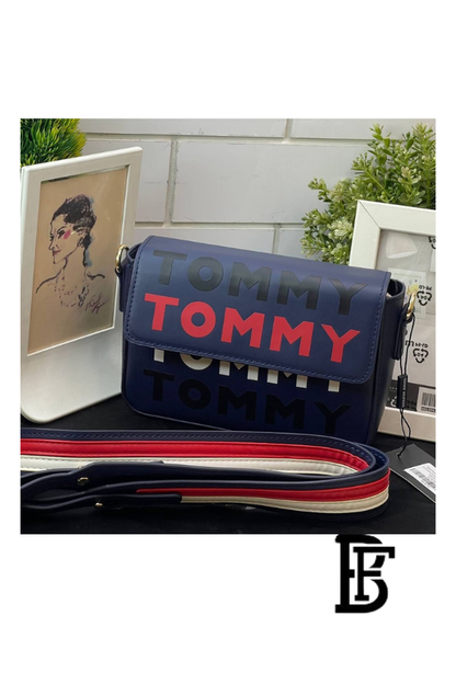 Tommy Hilfiger Navy Blue Leather Women Handbag – Elegant Everyday Shoulder Bag image 9