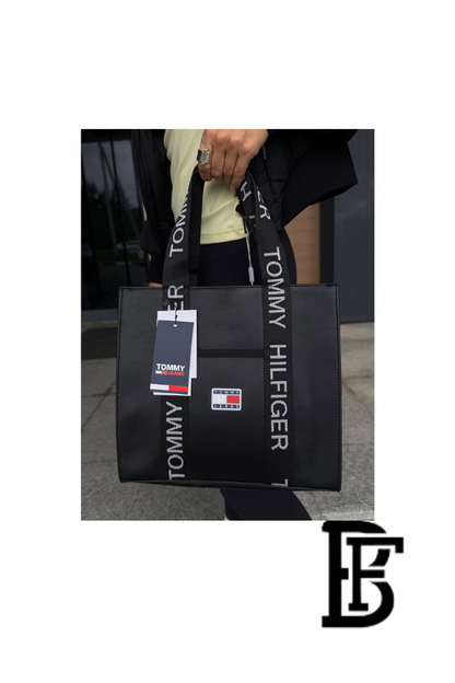 Tommy Hilfiger Black Leather Women Handbag and cross – Elegant Everyday Crossbody and hand image 4