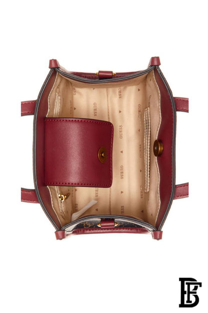 A distinctive Guess bag for women BAG0143 image 3