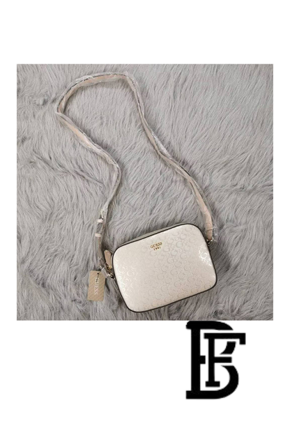 Guess White Women Crossbody Bag H2000029517624 – Elegant Everyday Crossbody Bag image 5
