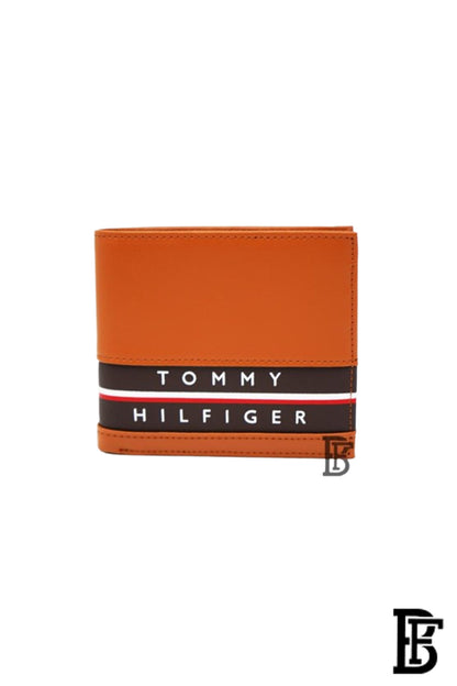 Tommy Hilfiger Wallet  is a one to face solid style covered in light/BROWN leather image 2