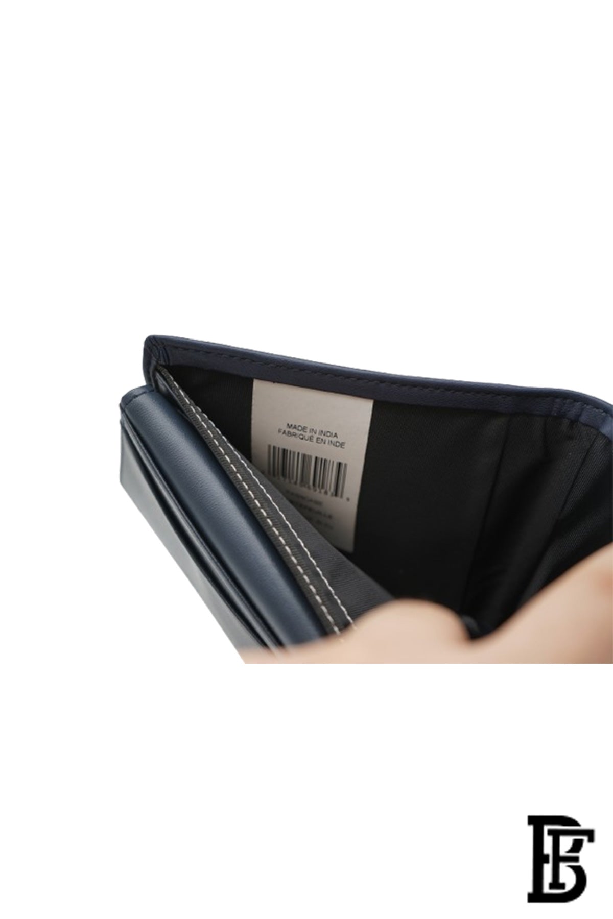 Tommy Hilfiger Wallet is a one to face solid style covered in light/BLUE-leather image 8