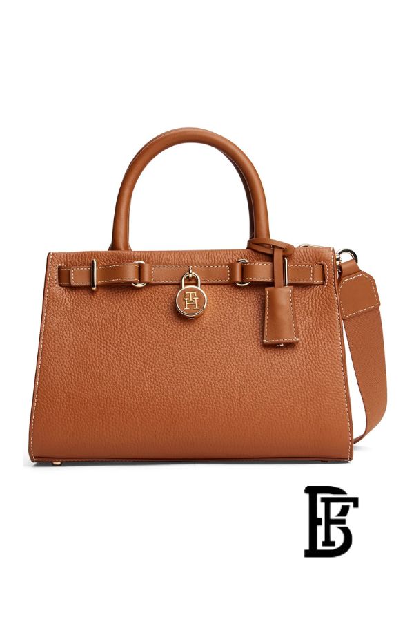 Tommy Hilfiger Brown Leather Women Handbag Aw0Aw17188 – Elegant Everyday Shoulder Bag image 3