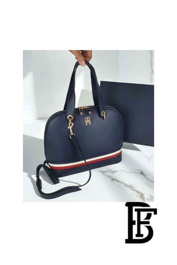 Tommy Hilfiger Navy Blue Leather Women Shoulder bag Bagand – Elegant Everyday Shoulder Bag image 4