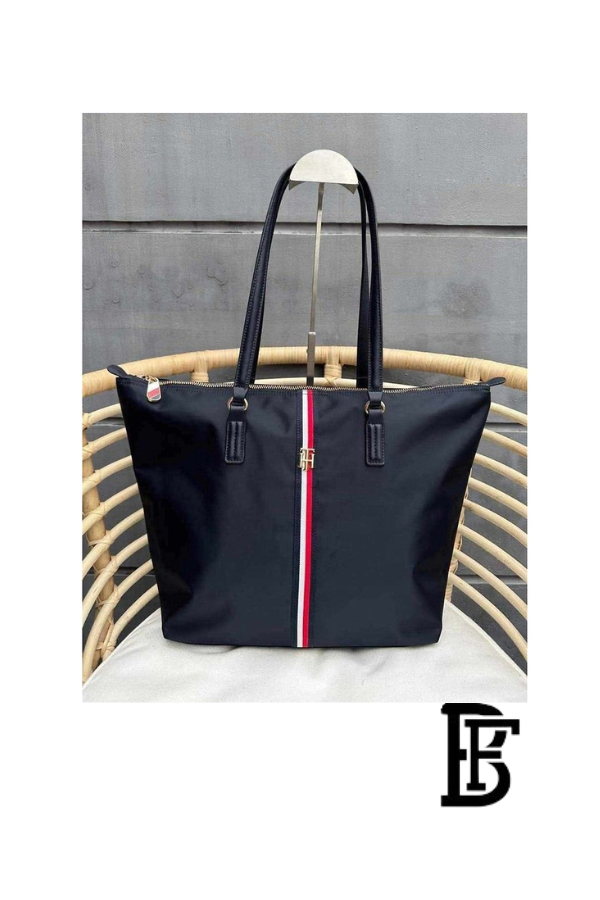 Tommy Hilfiger Navy Blue Leather Women Handbag Aw0Aw113680Gy – Elegant Everyday Shoulder Bag image 6