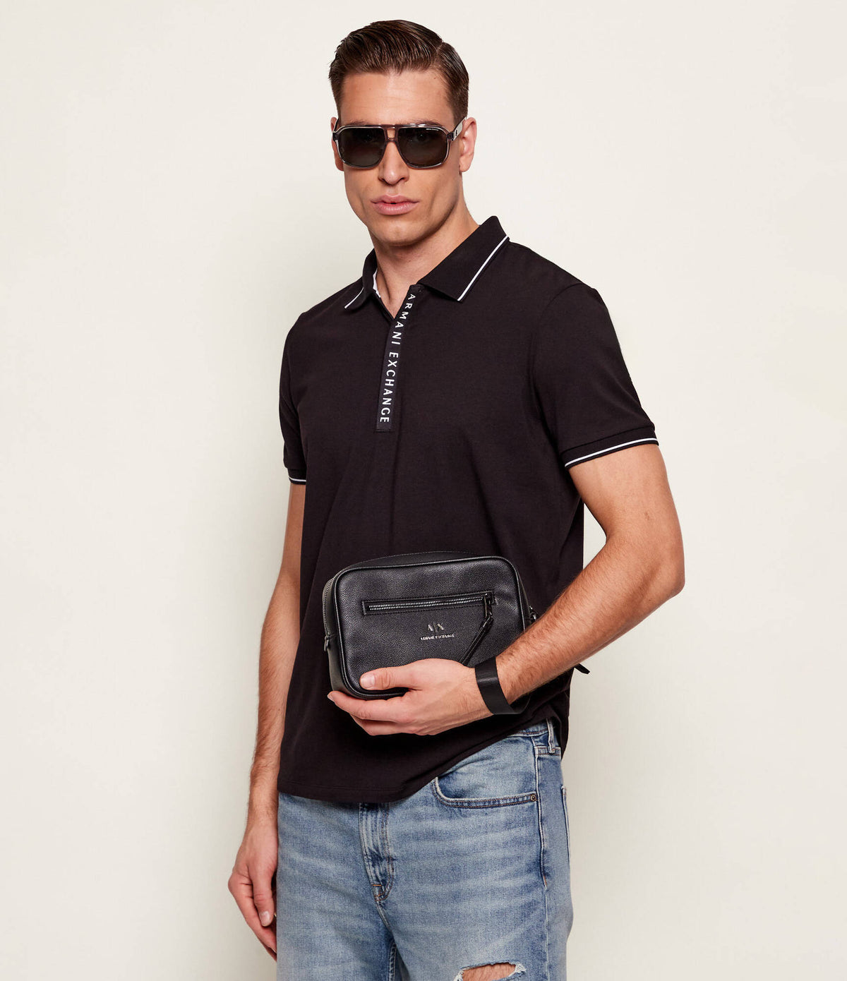 Armani Exchange Toiletry Bag Black, black-Bag00003