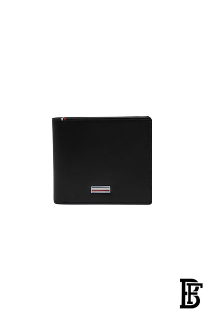 Tommy Hilfiger Wallet is a one to face solid style covered in light/black leather image 2