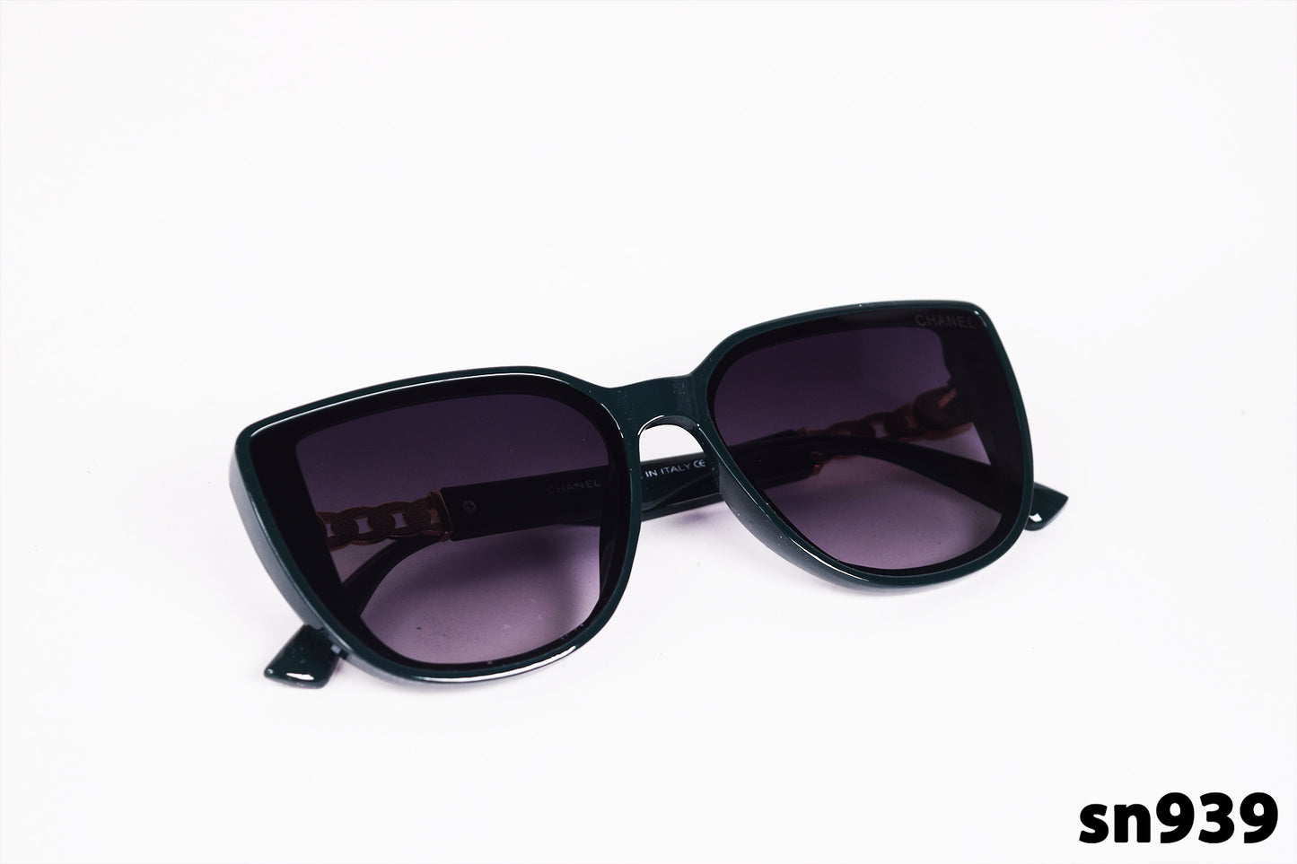 Generic Men Sunglasses inspired by Chanel  Sn939 image 2