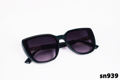 Generic Men Sunglasses inspired by Chanel  Sn939 image 2