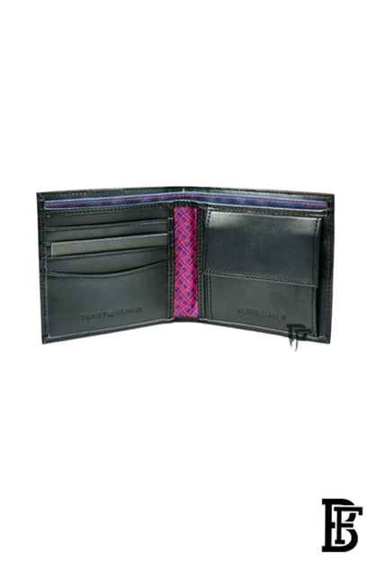 Tommy Hilfiger Wallet is a one to face solid style covered in light/black leather image 3