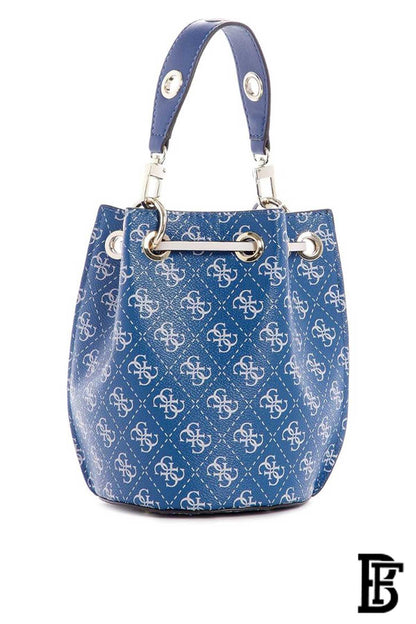 A distinctive Guess bag for women BAG0120 image 1