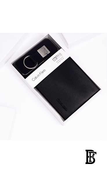 Calvin Klein wallet and keychain for men image 0