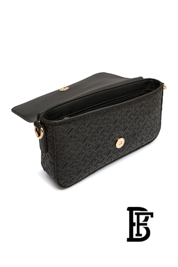 Tommy Hilfiger Black Leather Women Handbag and cross Aw0Aw18002 – Elegant Everyday Crossbody and hand image 4