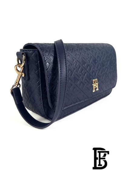 Tommy Hilfiger Blue Leather Women Handbag AW0AW16010 – Elegant Everyday Shoulder Bag image 2