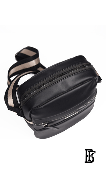 Calvin Klein cross bag image 3
