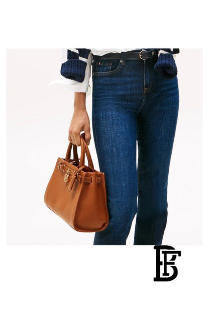 Tommy Hilfiger Brown Leather Women Handbag Aw0Aw17188 – Elegant Everyday Shoulder Bag image 12