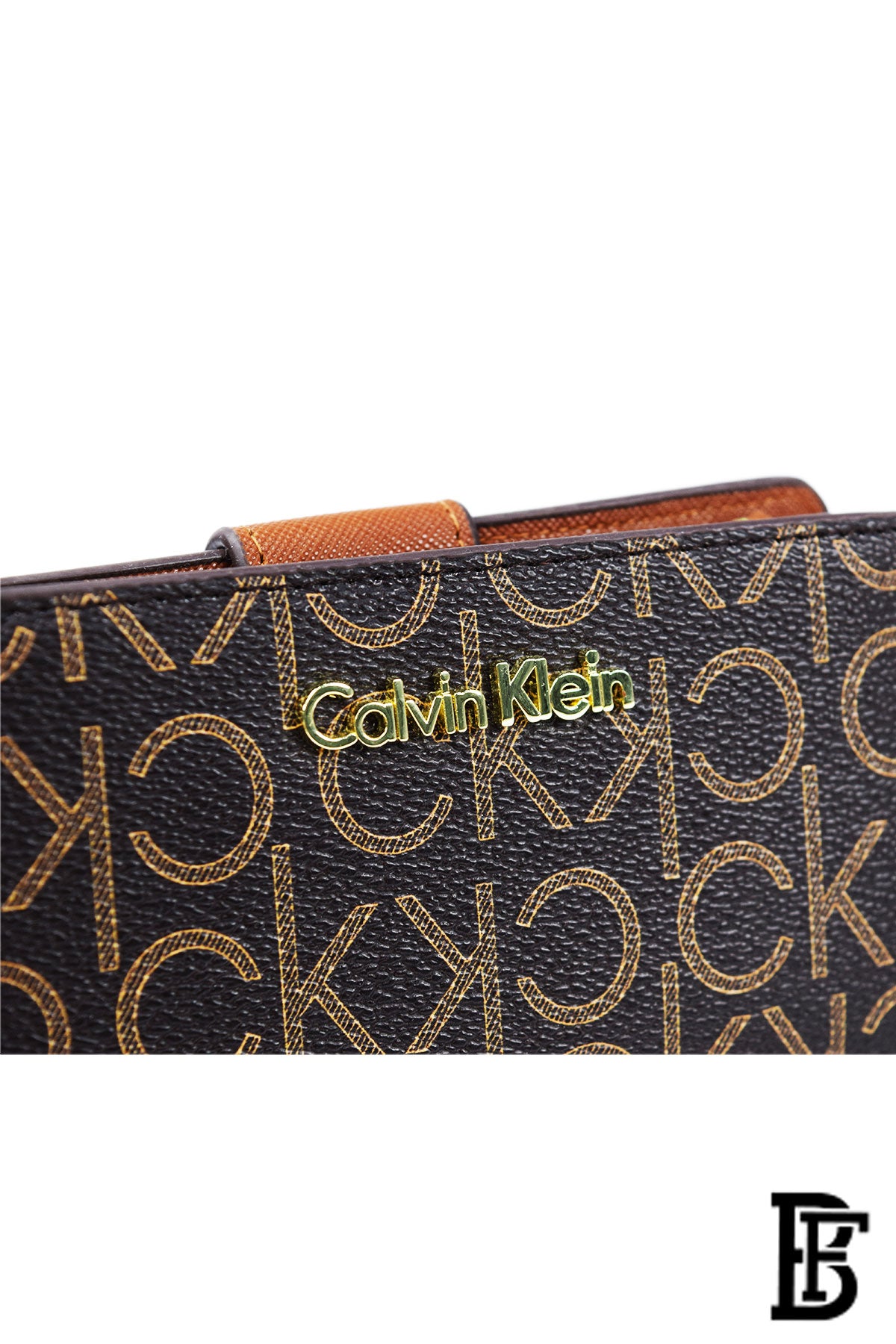 Women Wallet By Calvin Klein ckw3 image 3