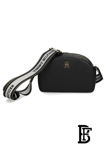 Tommy Hilfiger Black Leather Women Handbag Aw0Aw16679 – Elegant Everyday Shoulder Bag image 3