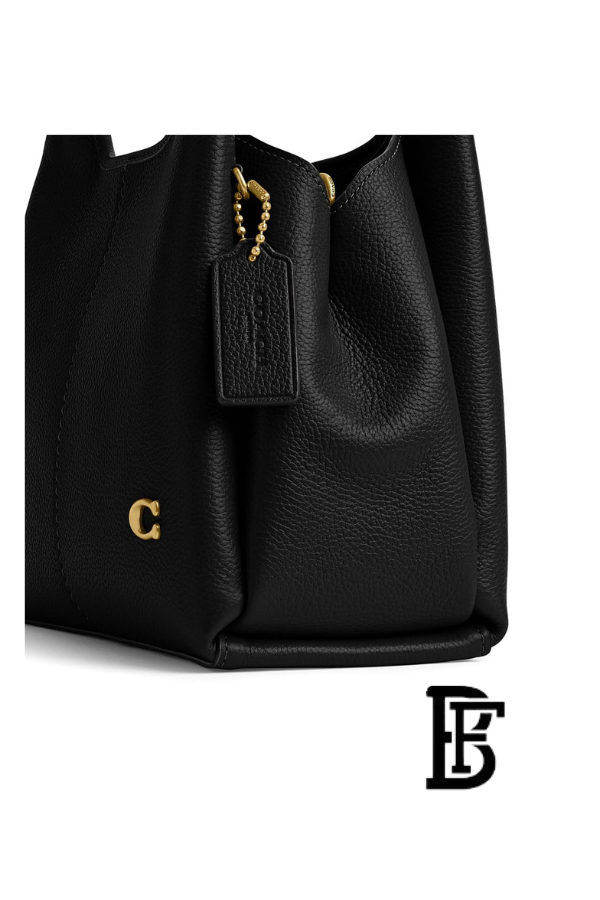 Coach Black Women Shoulder Bag Cm545 B4Bk B4  – Elegant Everyday Shoulder Bag image 4